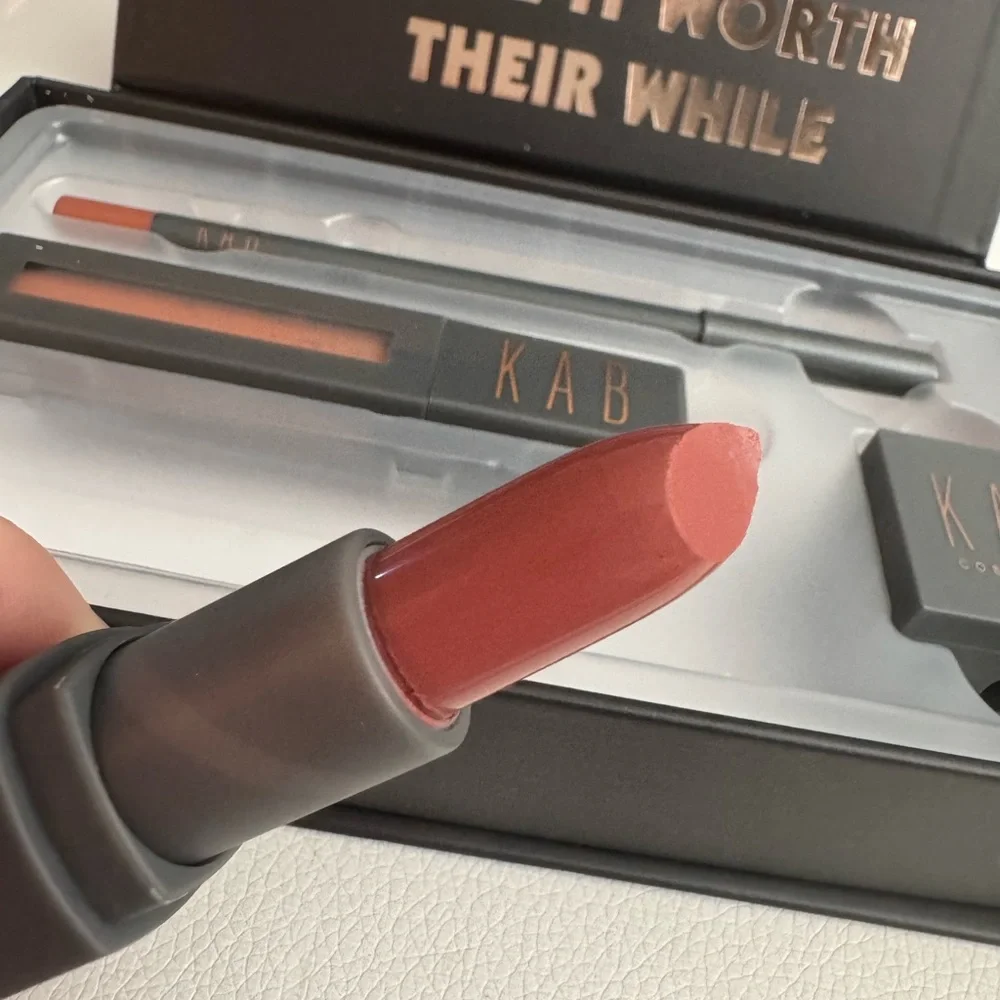 KAB Cosmetics Undress Me lip kit